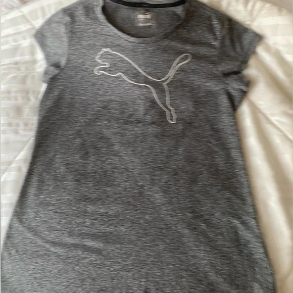 PUMA Women’s Tshirt - Picture 2 of 6